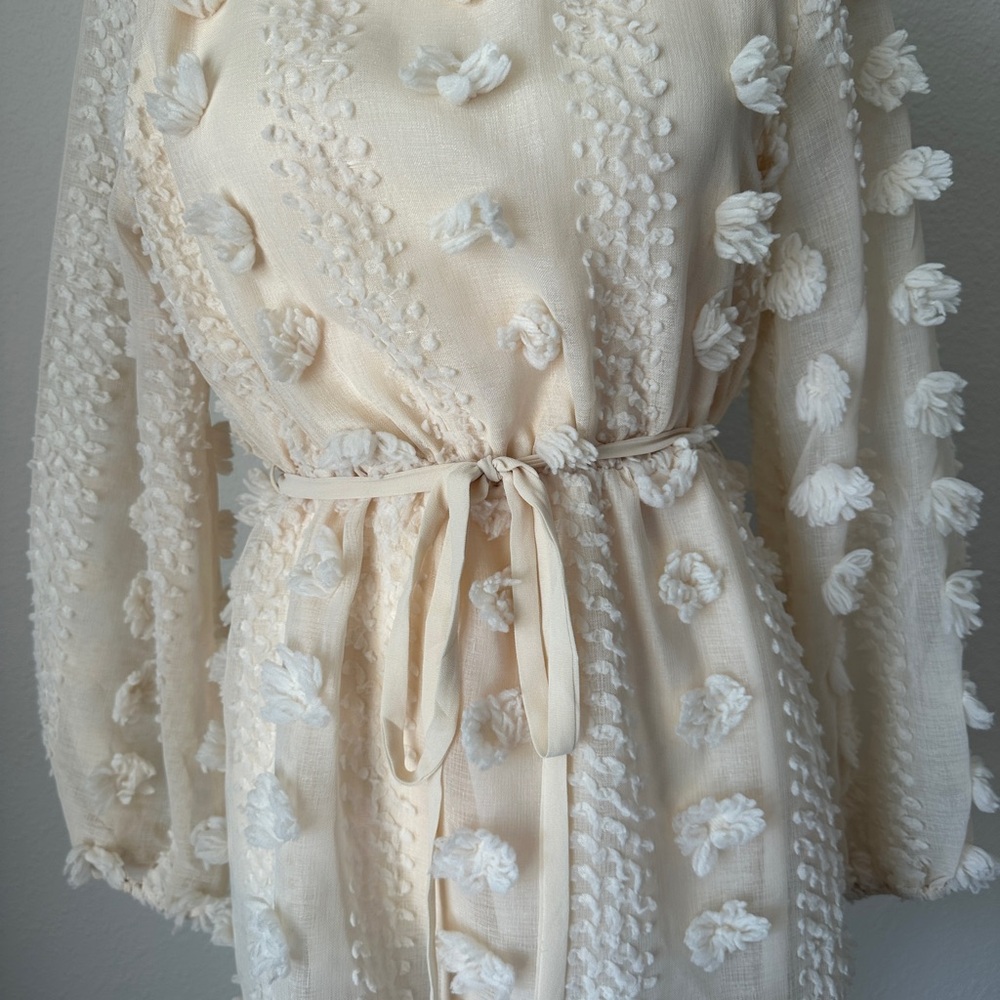 Pink Lily Cream Textured Dress - Picture 4 of 9